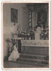 Pierwsza Komunia św. dnia 17.05.1964r. Zdjęcie udostępnione przez rodzinę Garbas z Błażejowic