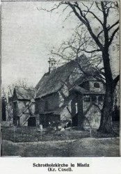 Kościół w Miejscu Odrz. Zdjęcie zostało zamieszczone w czasopiśmie 'Oberschlesien im Bild' 1925, nr 22. Fotografia udostępniona przez S.Bender (Mrachacz)
 