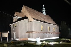 Iluminacja zewnętrzna kościoła filialnego w Miejscu Odrz. - zdjecie 3