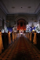 Dekoracja świąteczna w kościele w Sławikowie 