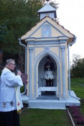 Błogosławieństwo kaplicy Jana Nepomucena w Miejscu Odrz. 2017 - zdjecie 21