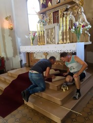 Remont wnętrza kościoła w Sławikowie 2018r.- przygotowanie - zdjecie 18
