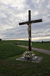 Nowy krzyż w Lasakach 2022 r. - zdjecie 51