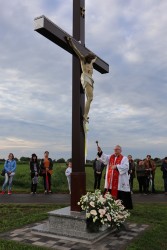 Nowy krzyż w Lasakach 2022 r. - zdjecie 78