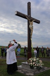 Nowy krzyż w Lasakach 2022 r. - zdjecie 80