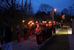 Droga Krzyżowa ulicami Sławikowa 2024 r. - zdjecie 49