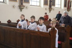 Przyjęcie nowych ministrantów 2025r. - zdjecie 4